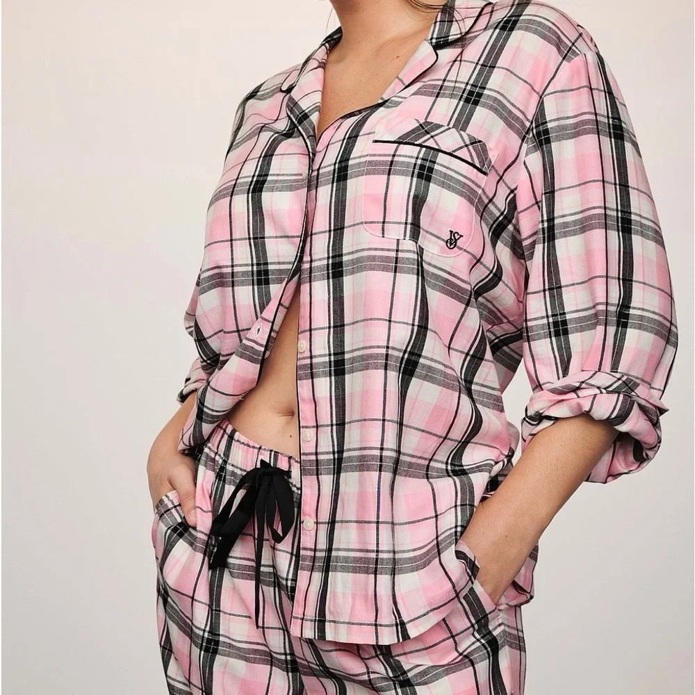 Victoria’s Secret Flannel Long Pajama Set - Picture 3 of 9